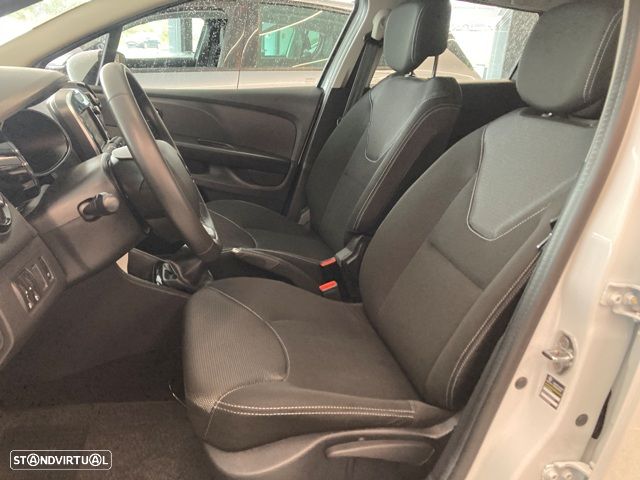 Renault Clio Sport Tourer Energy TCe 90 Business - 25