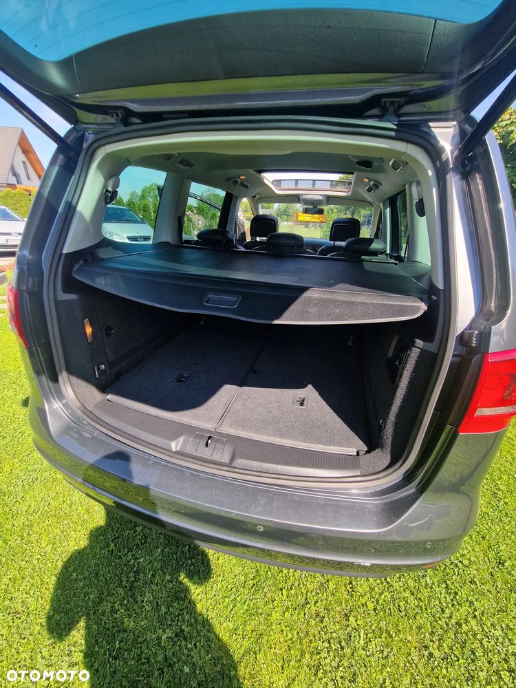 Volkswagen Sharan 2.0 TDI DSG BlueMotion Technology Highline - 32