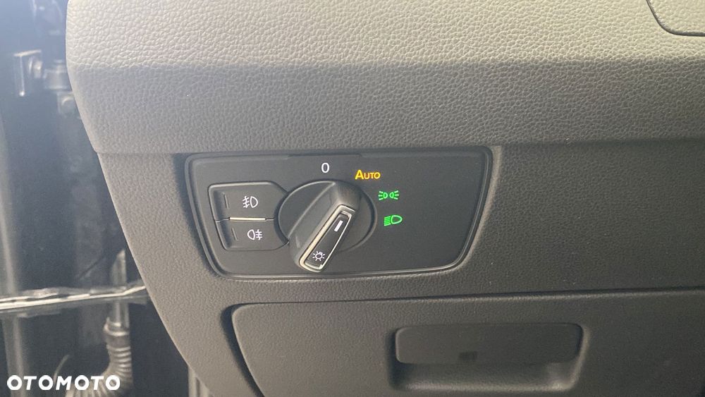 Volkswagen Passat - 24