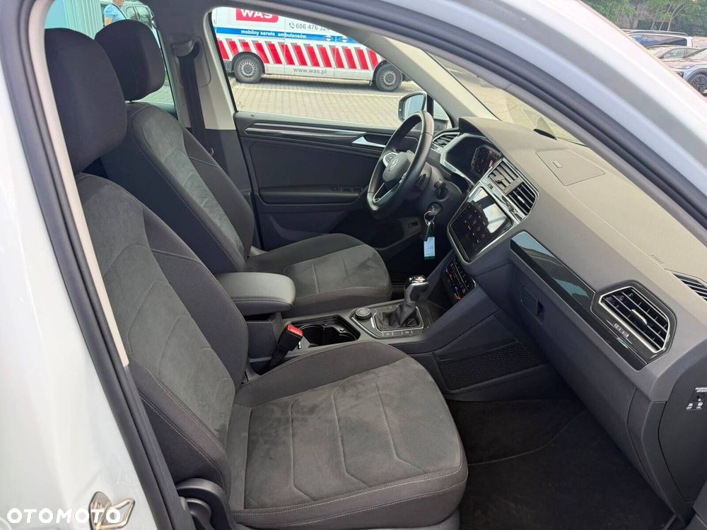 Volkswagen Tiguan 2.0 TSI 4Mot Elegance DSG - 10