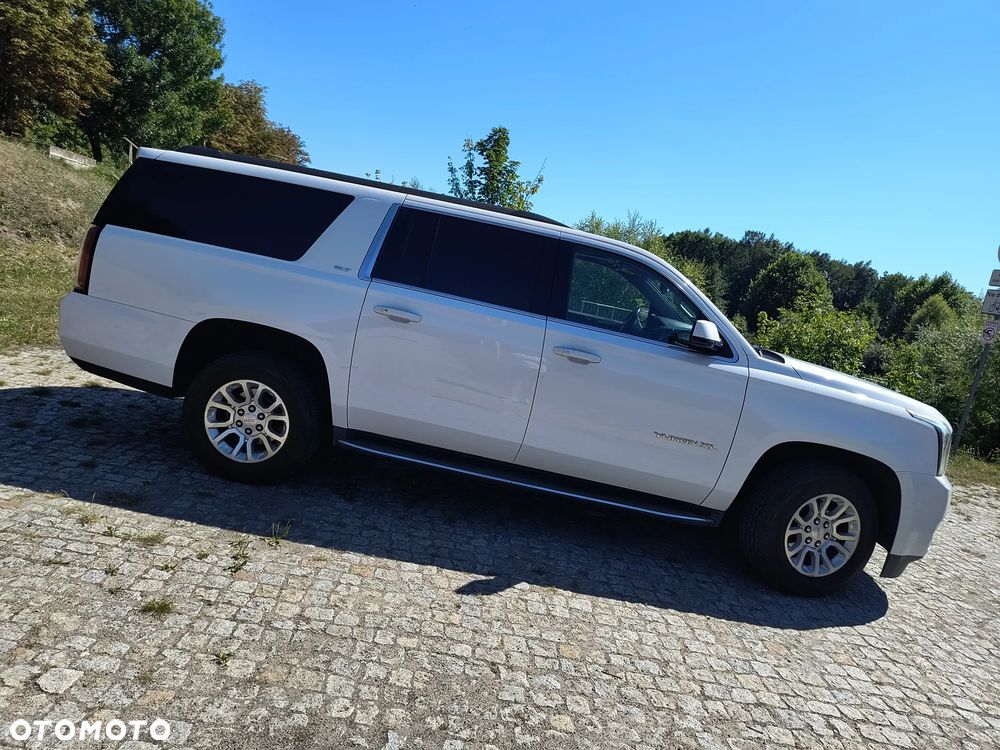 GMC Yukon - 7