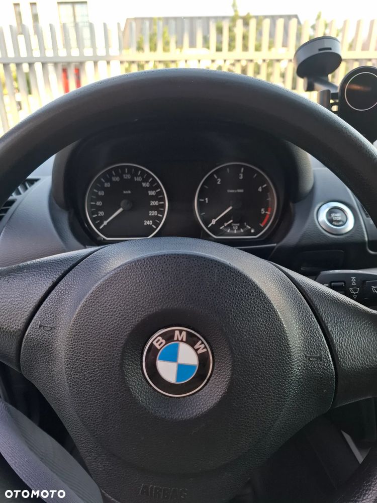 BMW Seria 1 - 11
