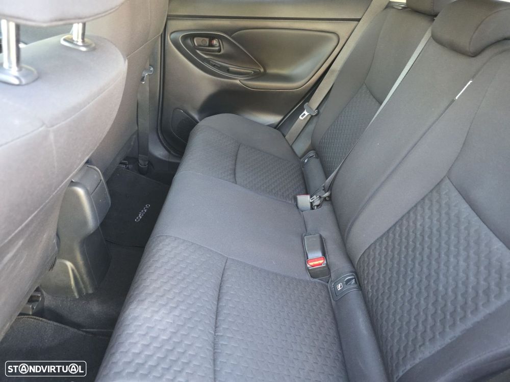 Toyota Yaris Cross 1.5 Hybrid Comfort Plus - 20