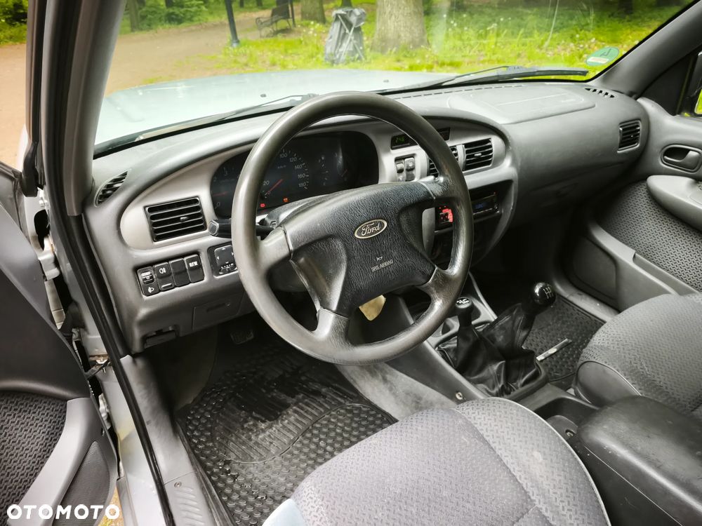 Ford Ranger Standard - 10