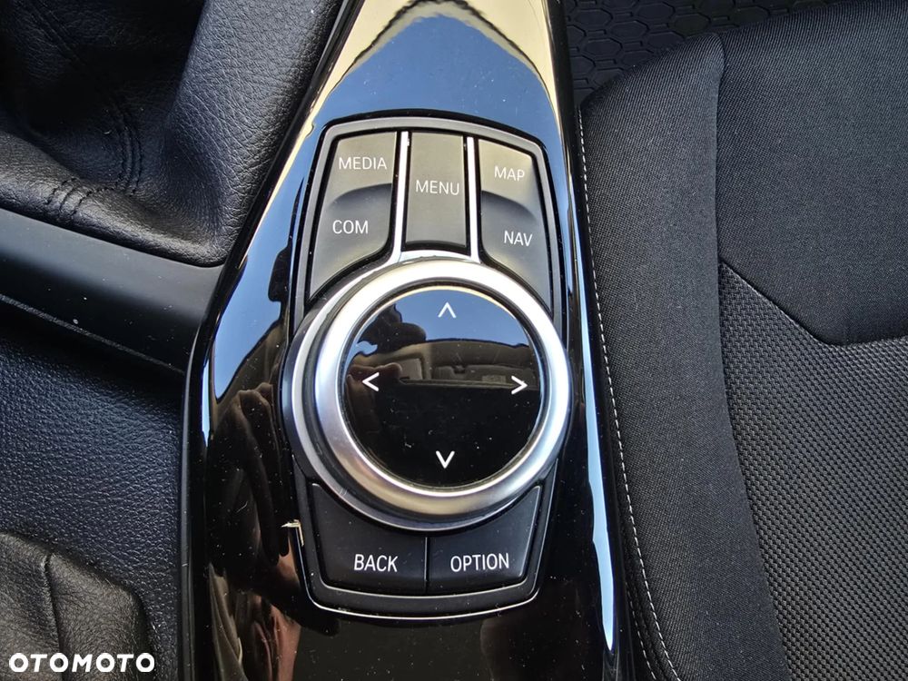 BMW Seria 1 116i Luxury Line - 36