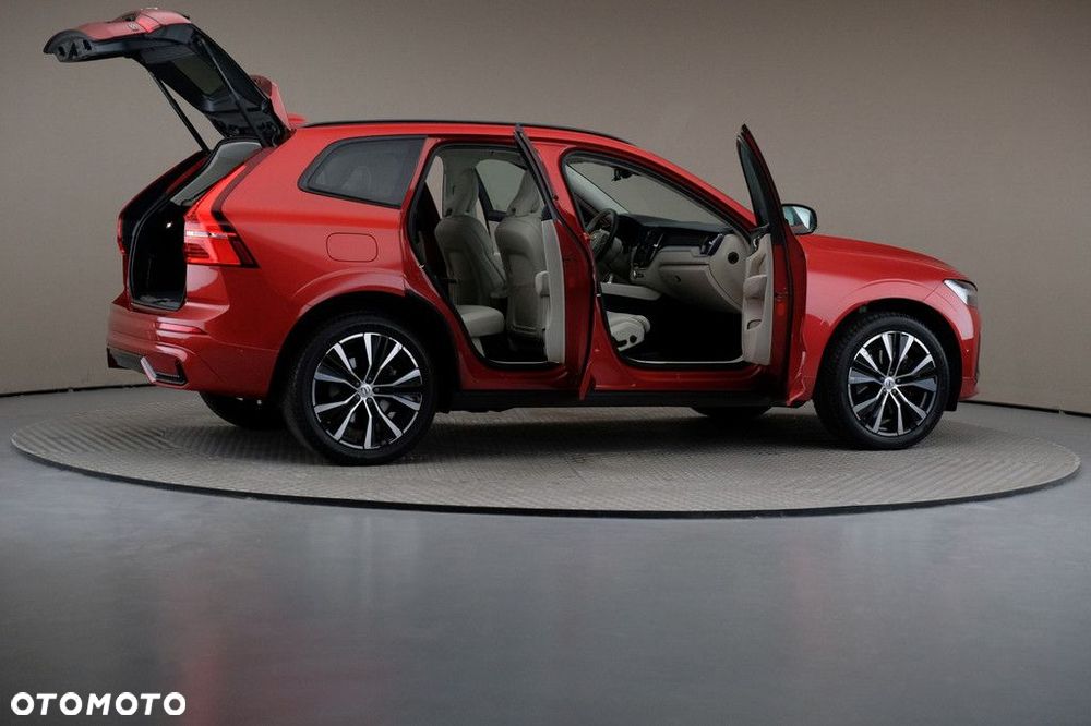 Volvo XC 60 B5 B AWD Plus Bright - 6