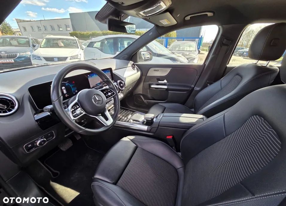 Mercedes-Benz GLA 200 d 8G-DCT - 7