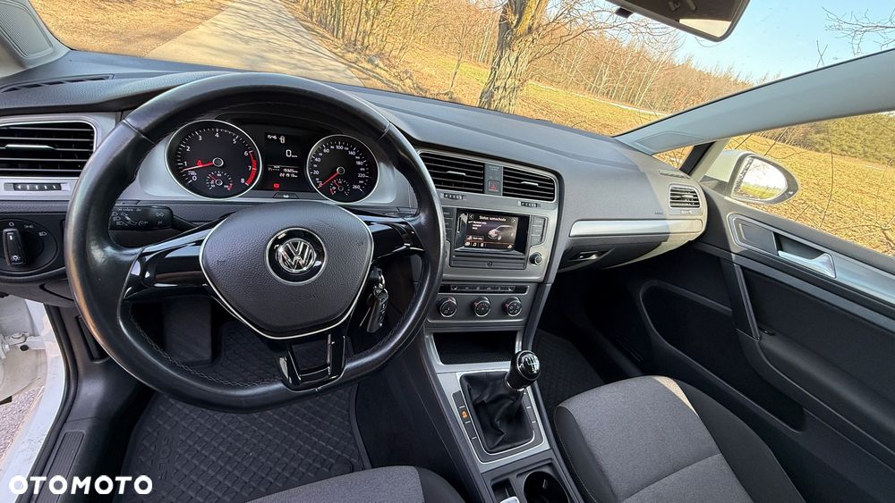 Volkswagen Golf 1.2 TSI BMT Trendline EU6 - 13
