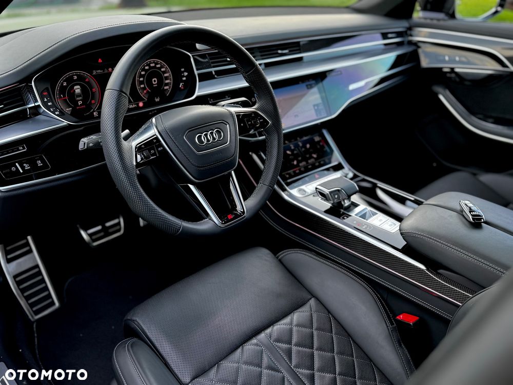 Audi A8 - 14
