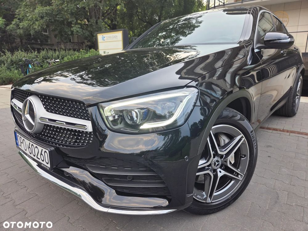 Mercedes-Benz GLC 300 4Matic 9G-TRONIC AMG Line - 16