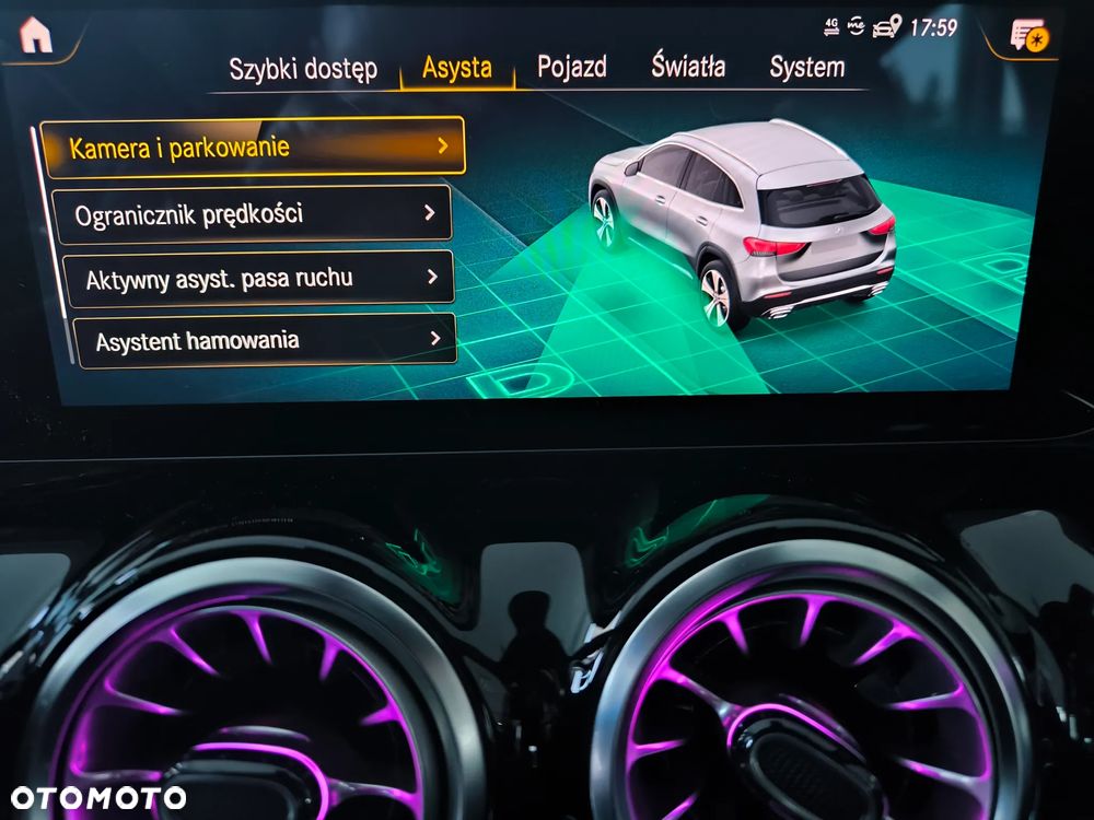 Mercedes-Benz GLA 200 AMG Line - 25