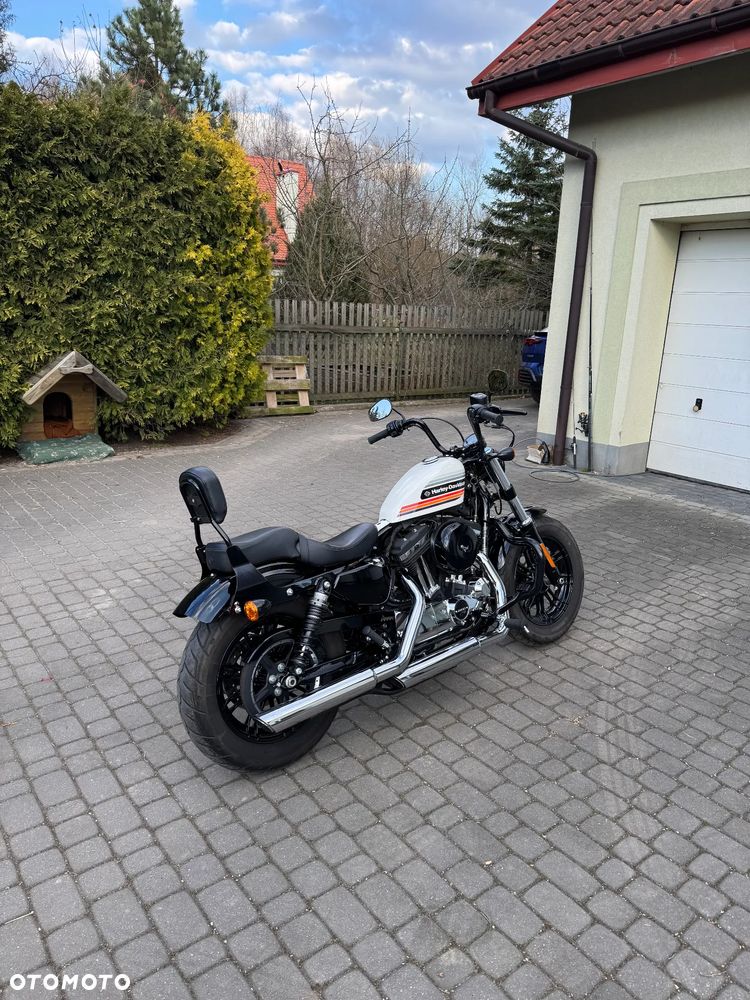 Harley-Davidson Sportster Forty-Eight - 4