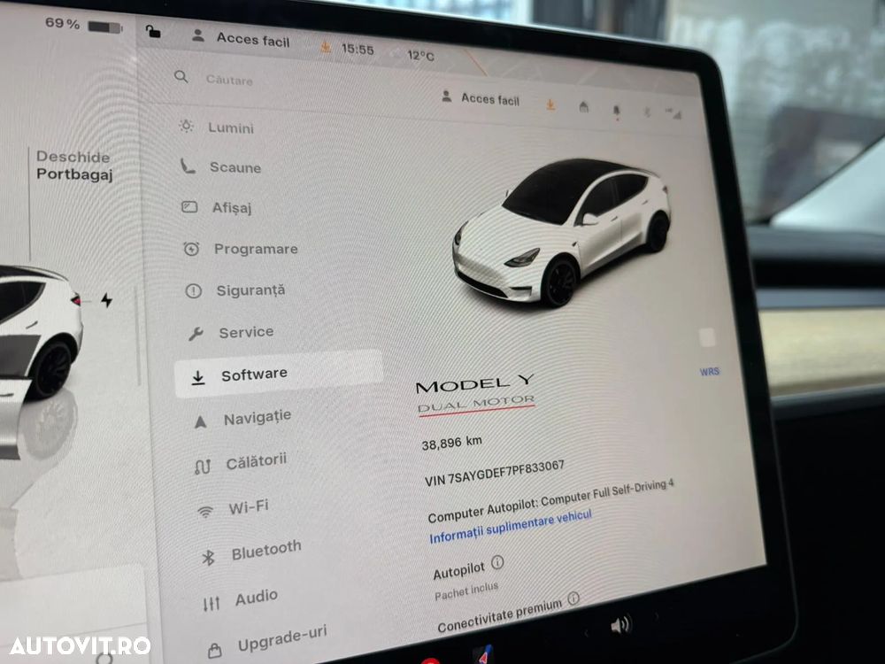 Tesla Model Y Performance Dual Motor AWD - 11