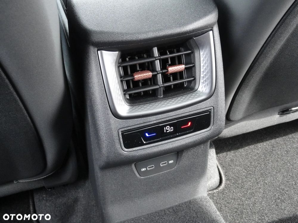 Cupra Terramar 2.0 TSI 4Drive DSG VZ - 15