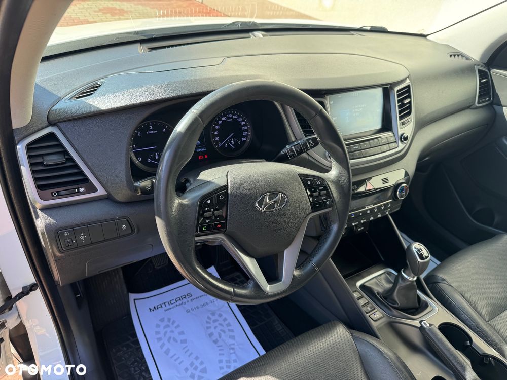 Hyundai Tucson blue 1.7 CRDi 2WD Style - 41