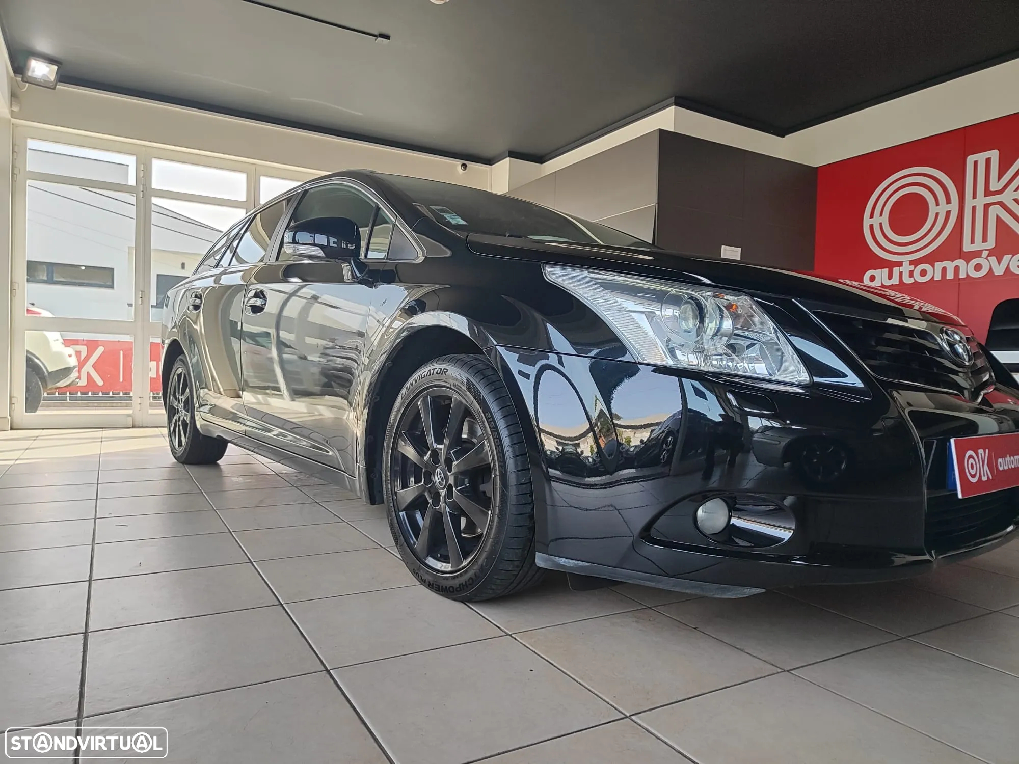 Toyota Avensis SW 2.2 D-4D Premium - 18