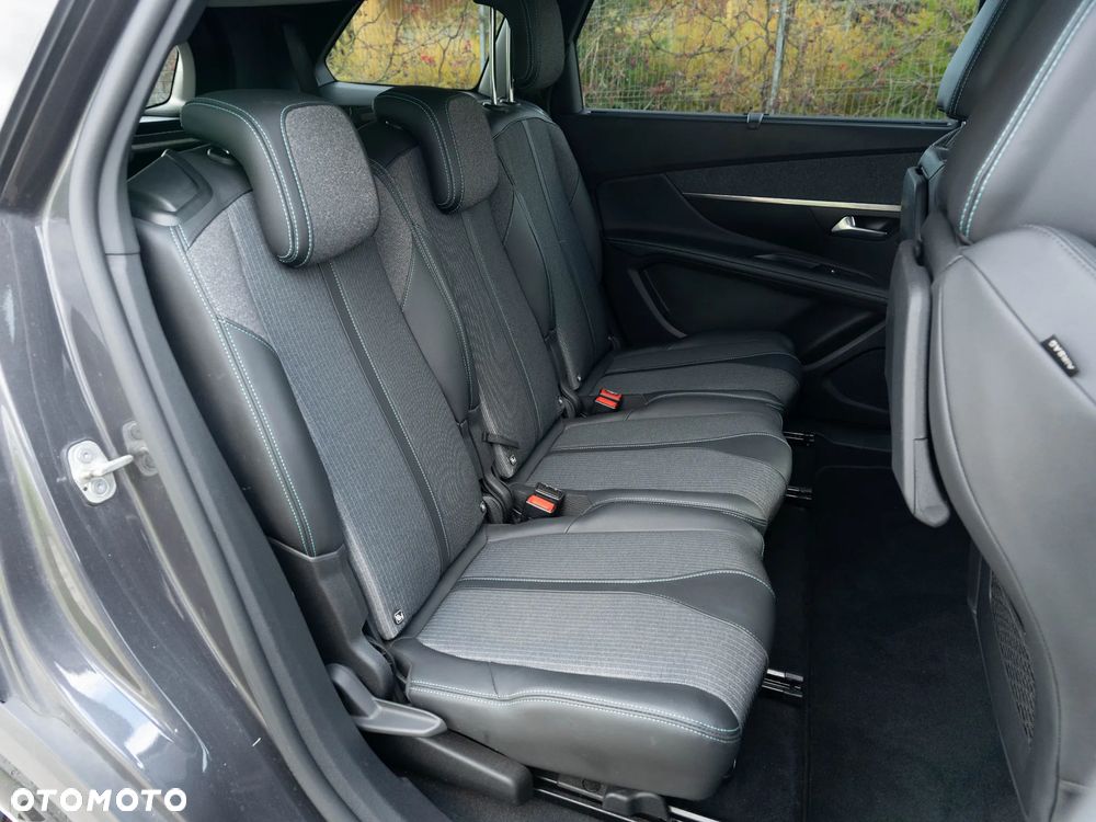 Peugeot 5008 2.0 BlueHDi Allure Pack S&S EAT8 - 22