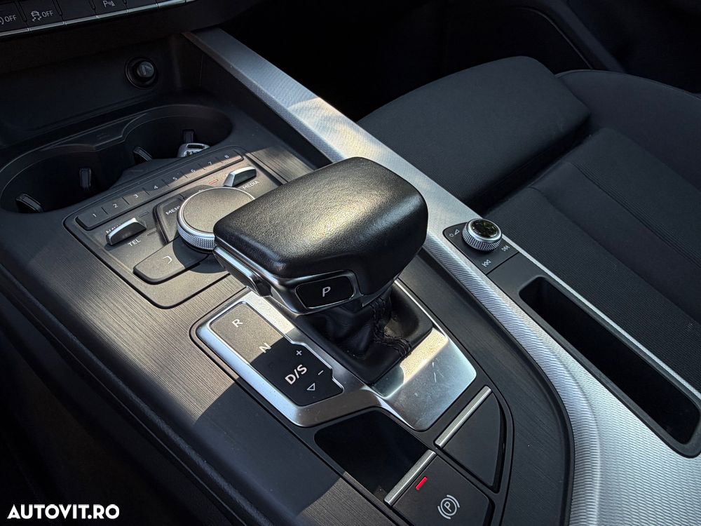Audi A4 Limuzina 2.0 TDI S tronic Sport - 12