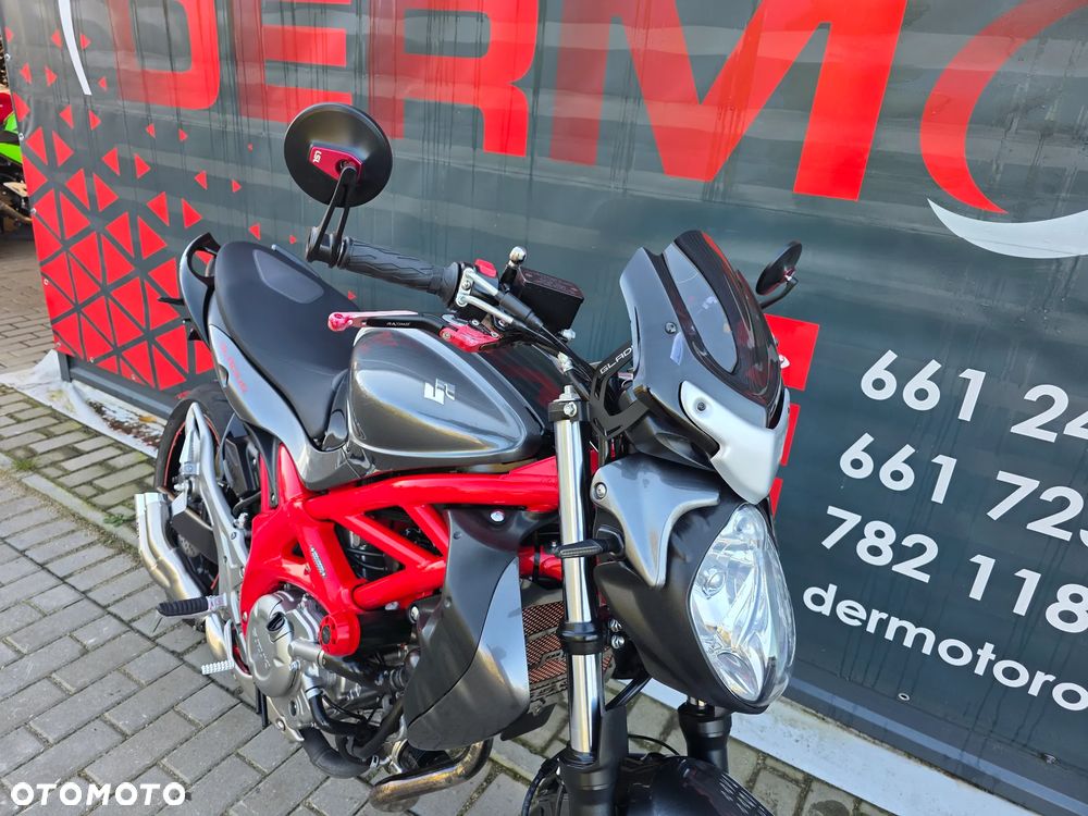 Suzuki Gladius - 25