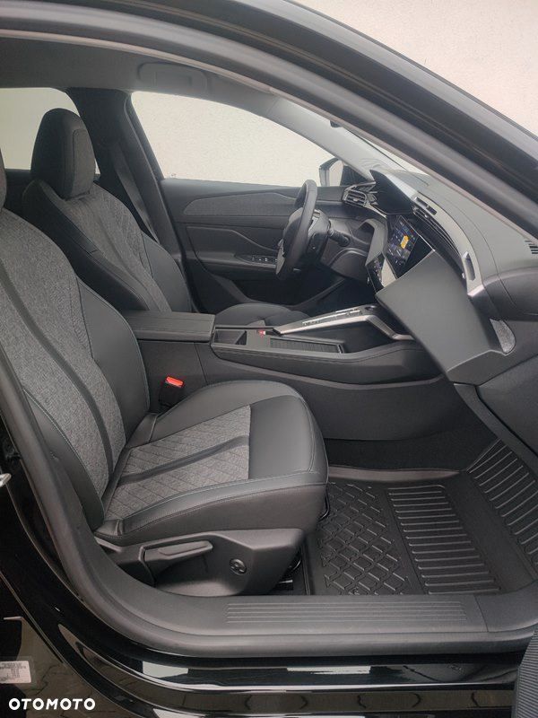 Peugeot 408 1.2 PureTech Allure Pack S&S EAT8 - 25