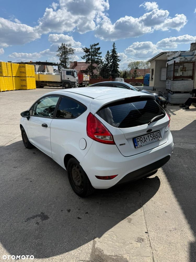 Ford Fiesta - 6