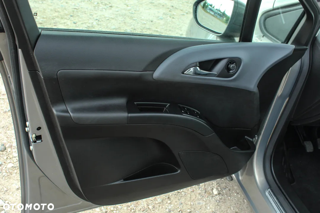 Opel Meriva 1.4 Active - 15