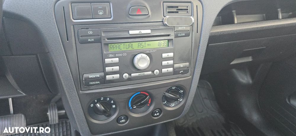 Ford Fusion - 18