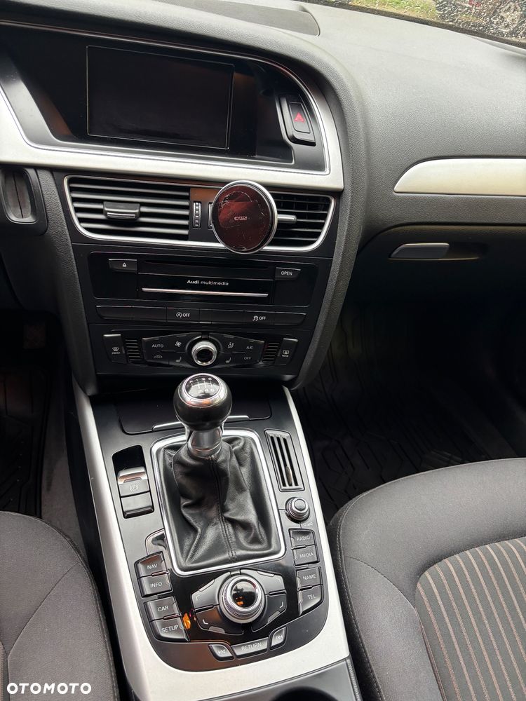 Audi A4 Avant 2.0 TDI quattro - 12