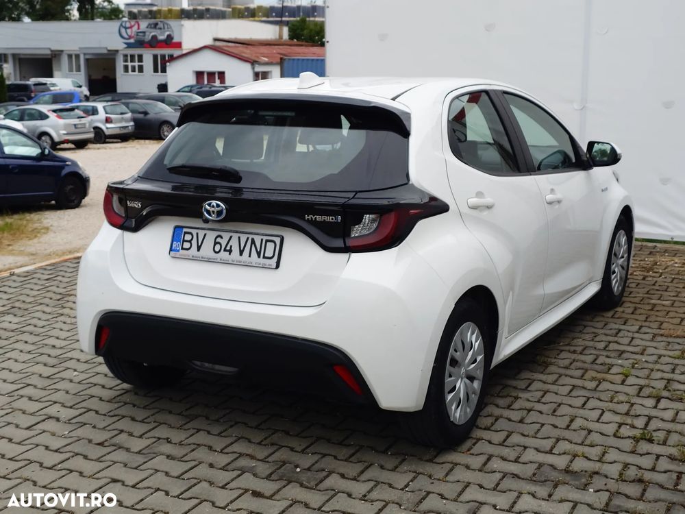 Toyota Yaris - 5