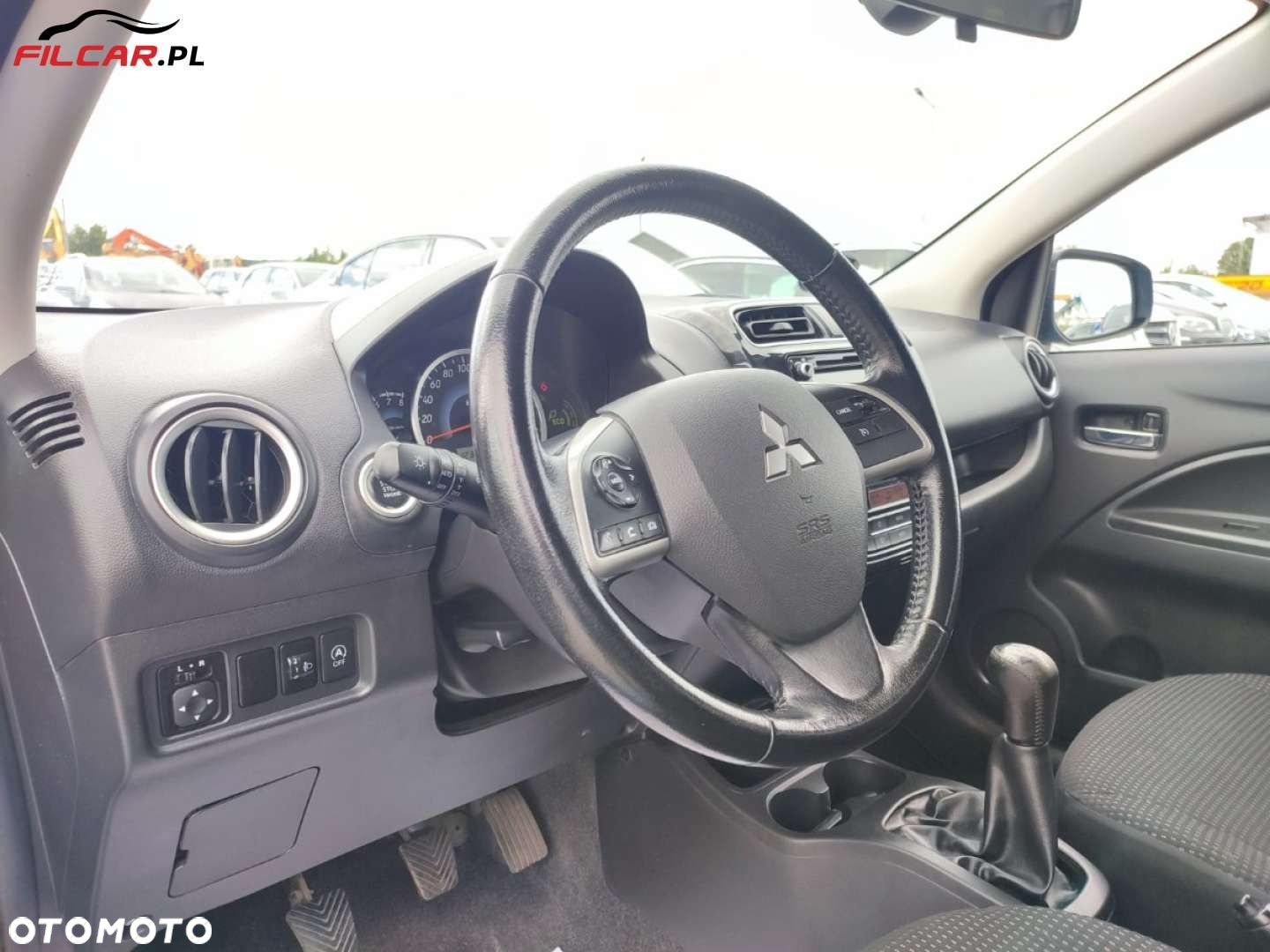 Mitsubishi Space Star - 5