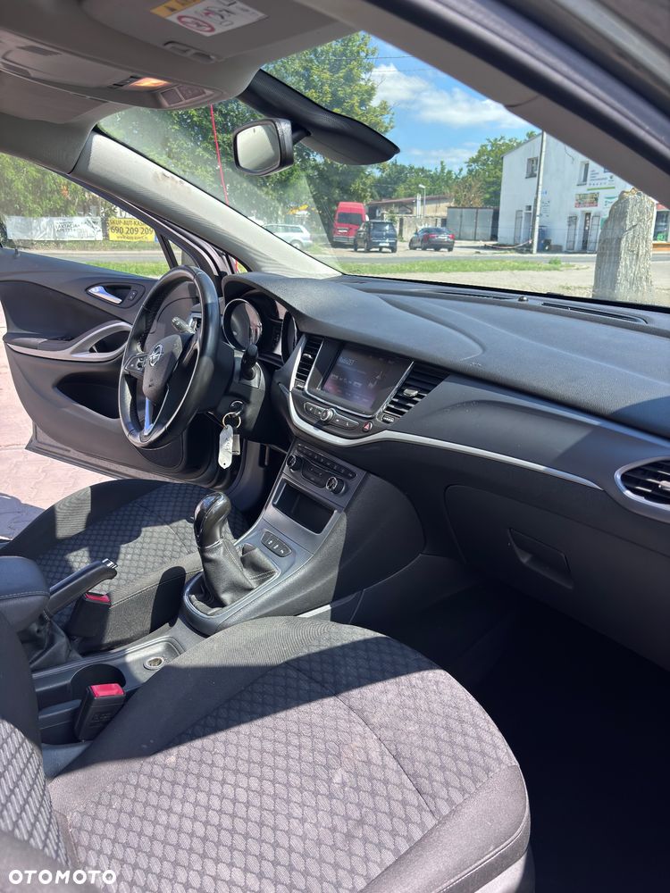Opel Astra 1.6 CDTI Dynamic - 17