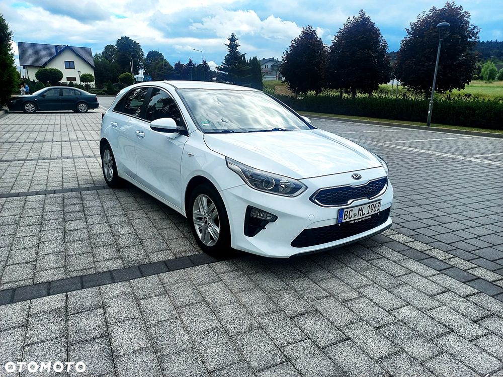 Kia Ceed 1.6 CRDi DCT Vision - 17