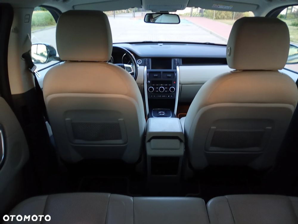 Land Rover Discovery Sport TD4 SkyView Edition - 24