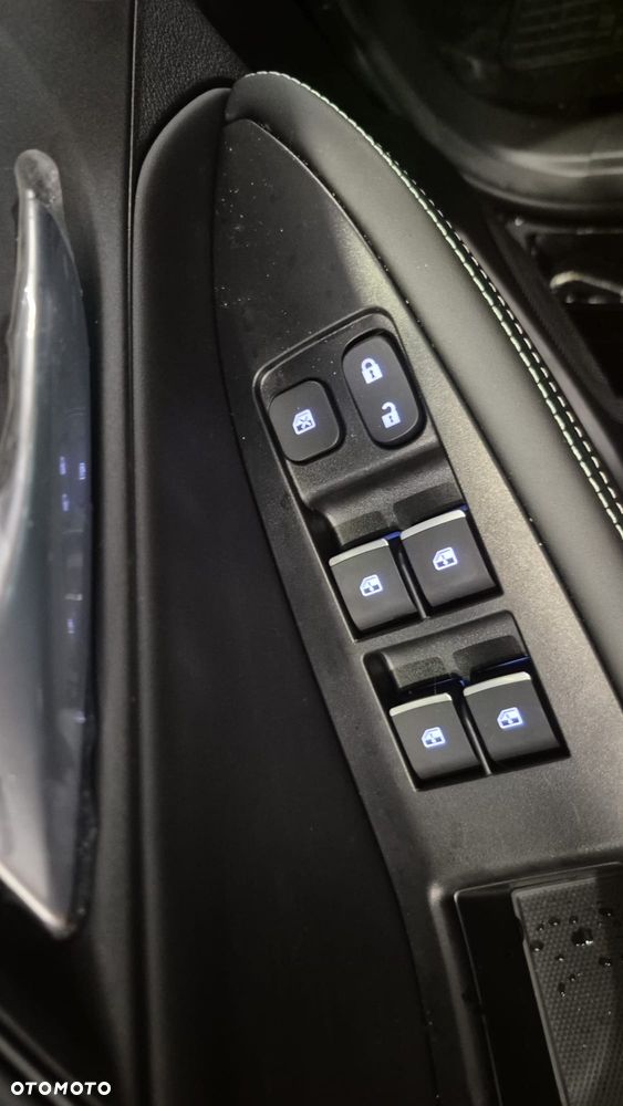 JAC J7 Plus CVT - 25