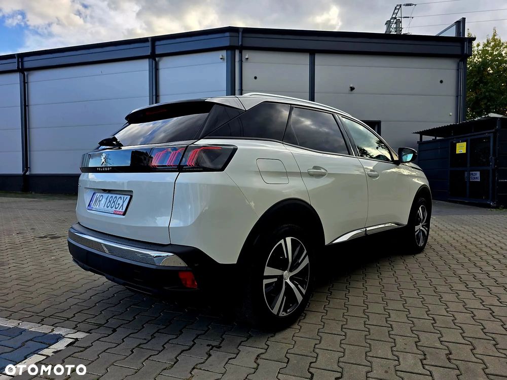 Peugeot 3008 1.2 PureTech Allure S&S - 16