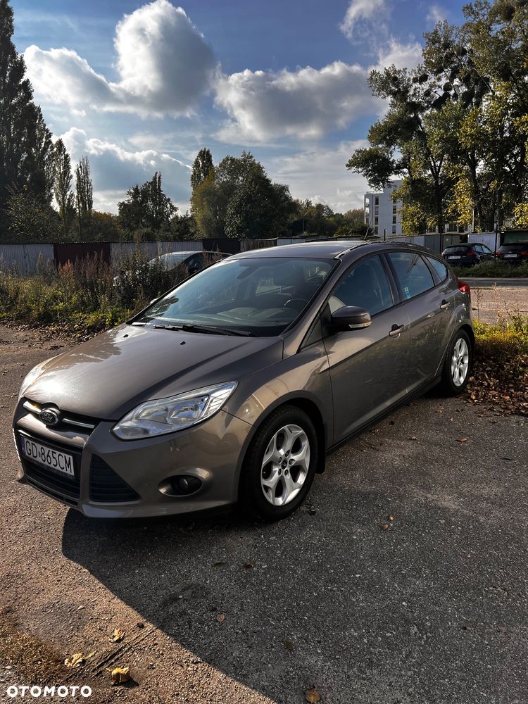 Ford Focus 1.6 Ambiente - 1