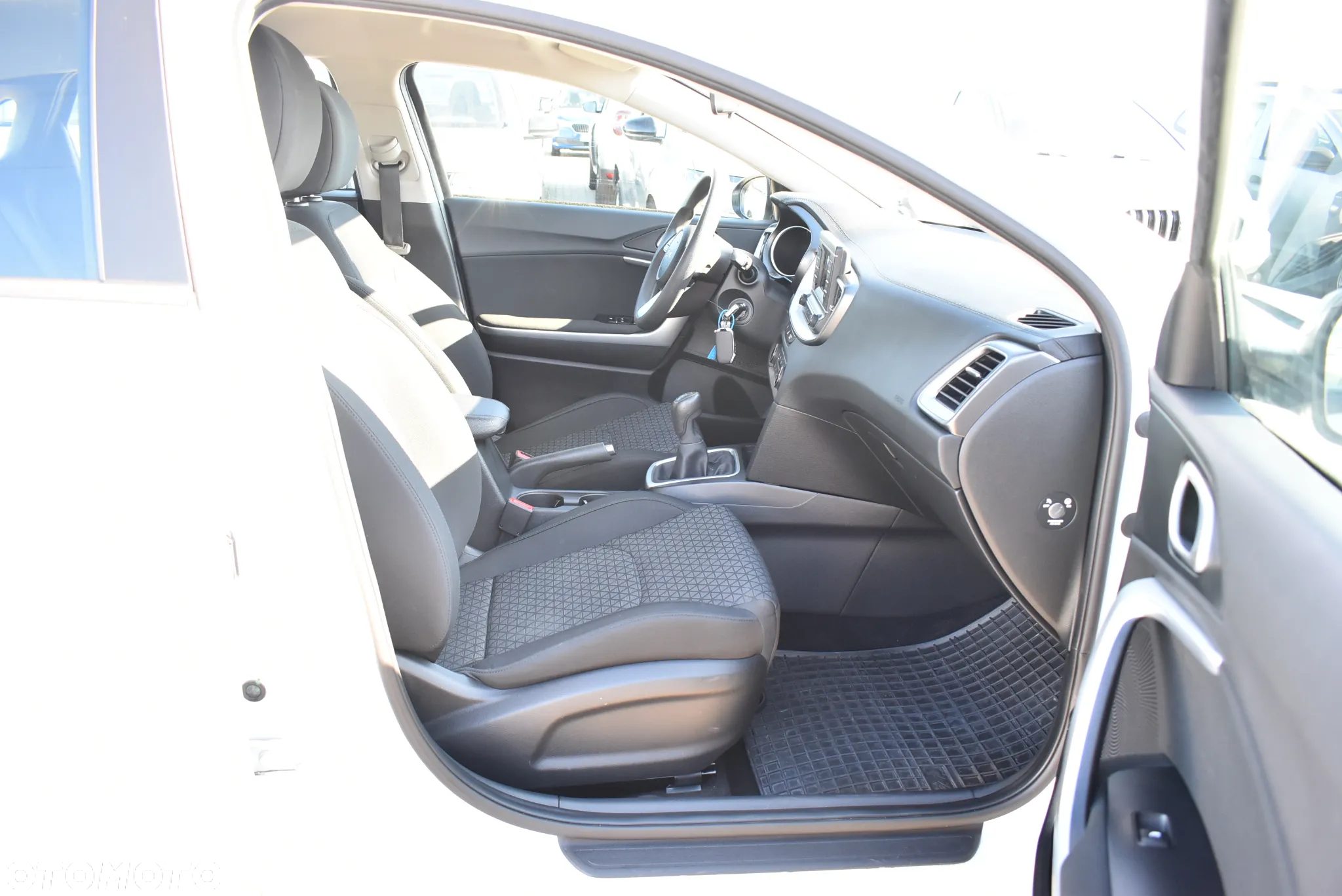 Kia Ceed 1.0 T-GDI S - 18