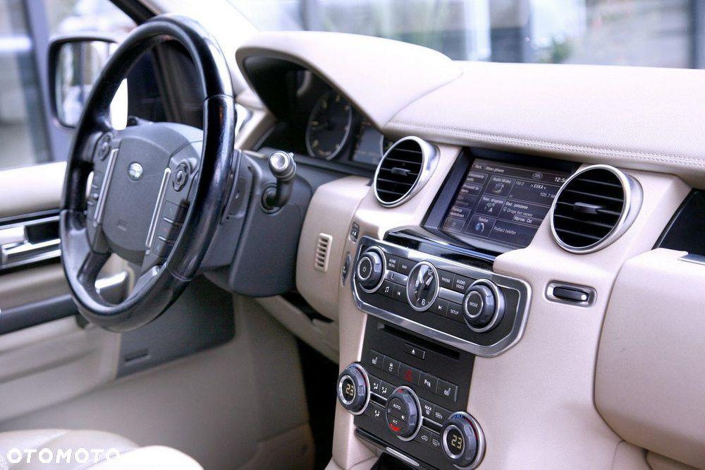 Land Rover Discovery SD V6 HSE Luxury Edition - 14