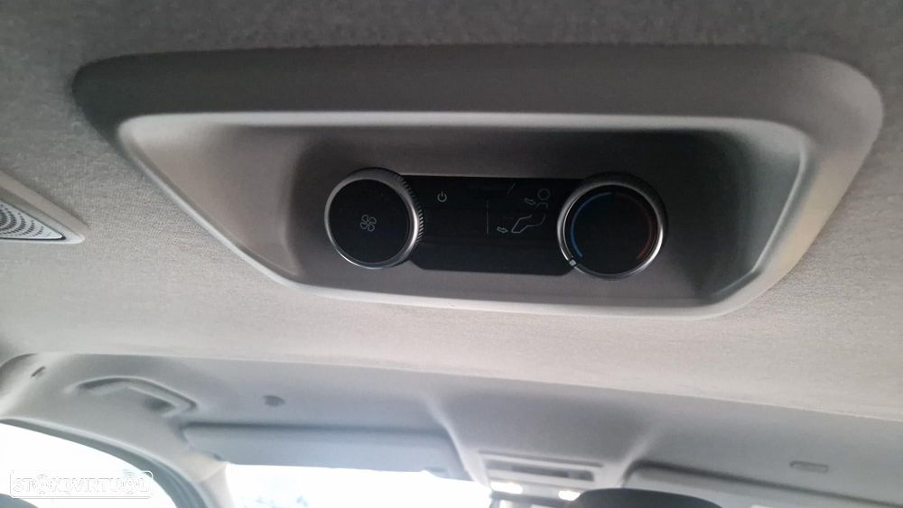 Ford Transit Custom KOMBI BEV 83kWh 136cv TREND - 11