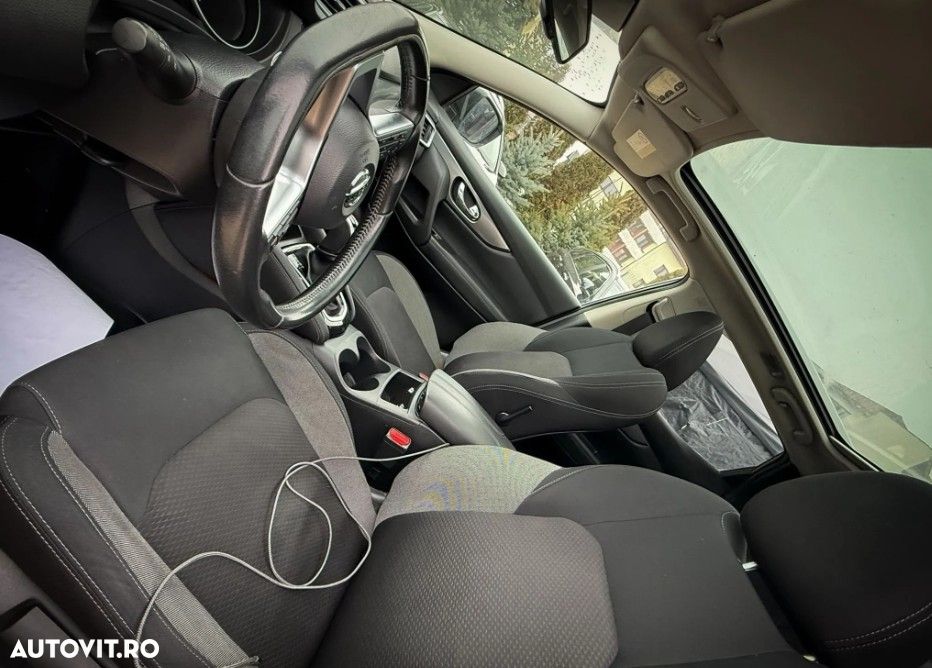 Nissan Qashqai 1.5 DCI DCT TEKNA - 8