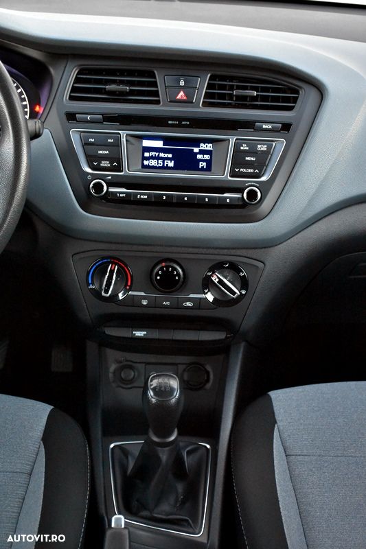 Hyundai i20 1.25 84CP M/T Comfort - 14