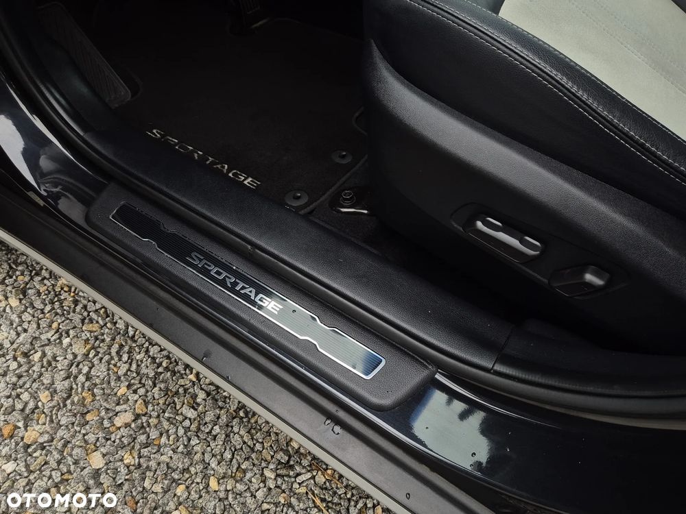 Kia Sportage 2.0 CRDI 184 AWD Platinum Edition - 24