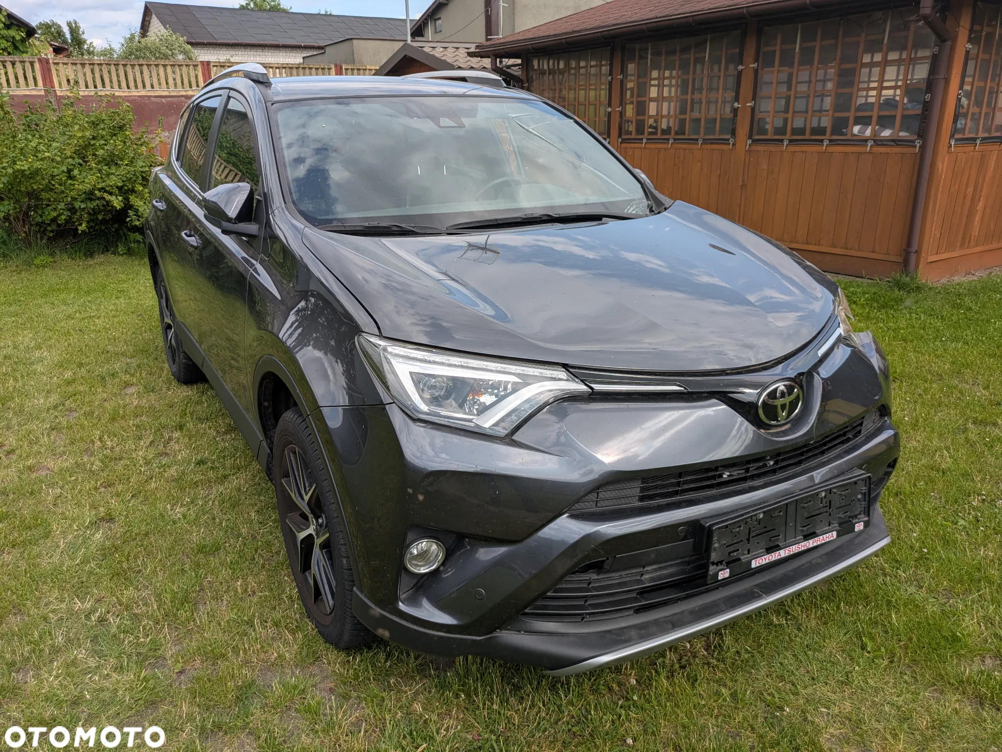 Toyota RAV4 - 11