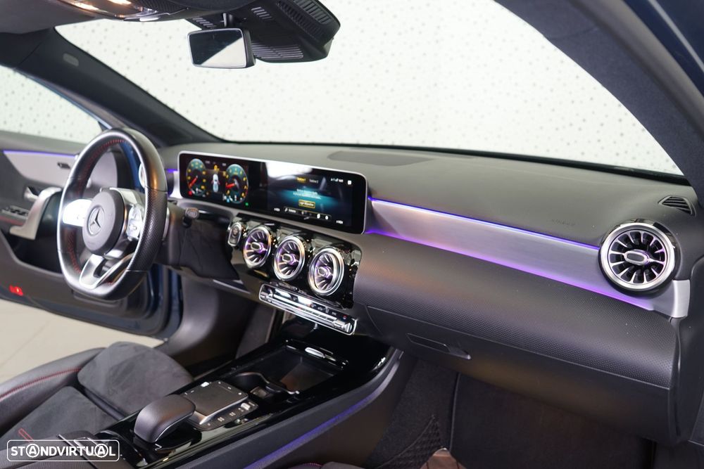 Mercedes-Benz A 180 7G-DCT AMG Line - 18