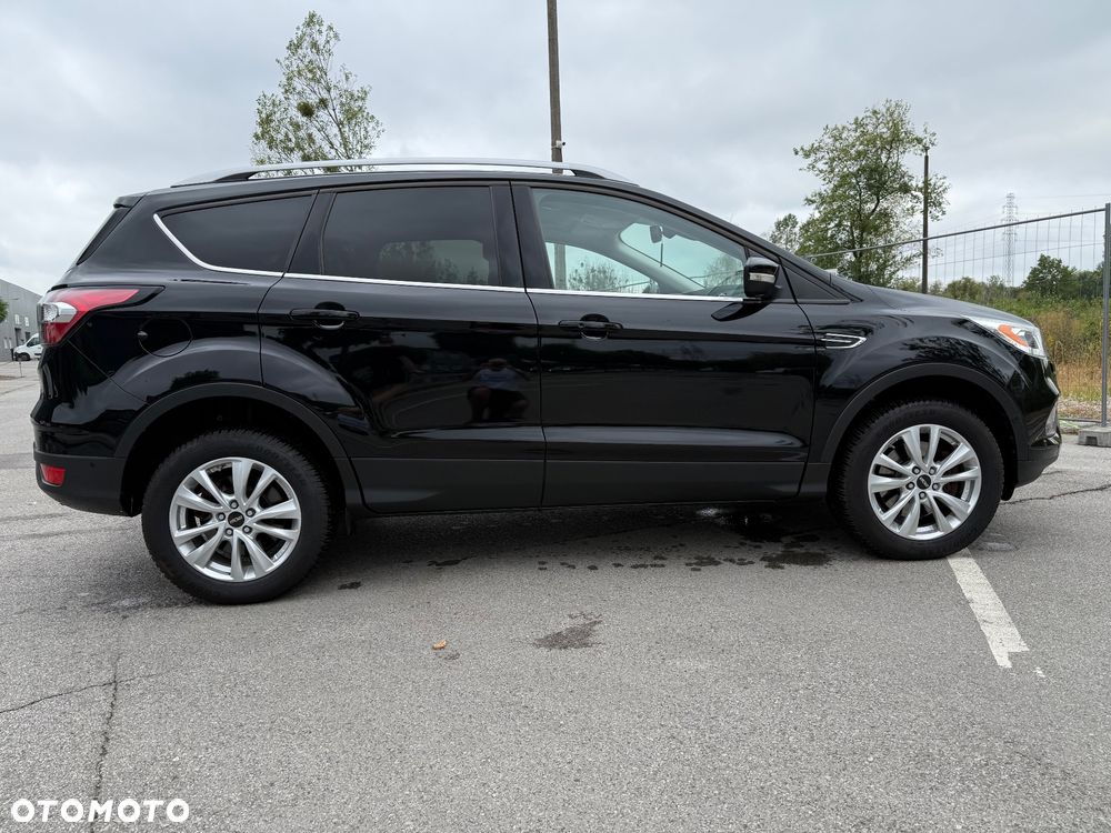 Ford Kuga 1.5 EcoBoost 2x4 Titanium - 11