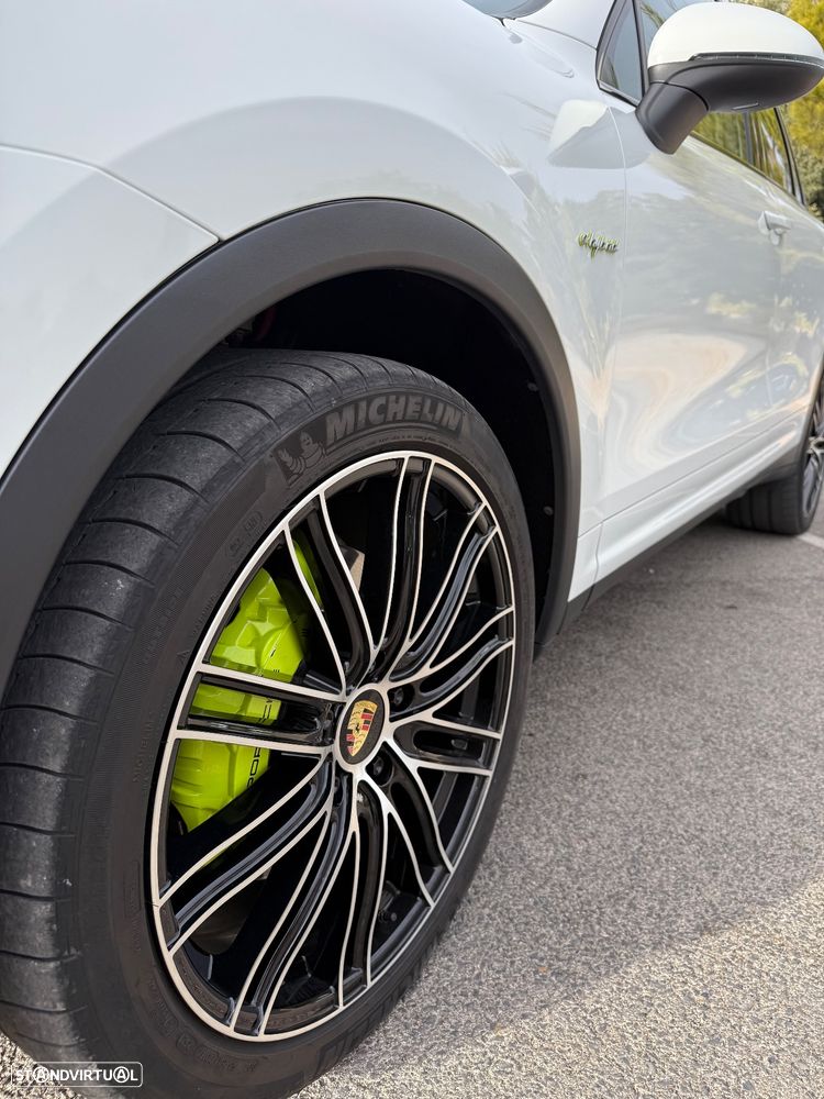 Porsche Cayenne S Hybrid - 6