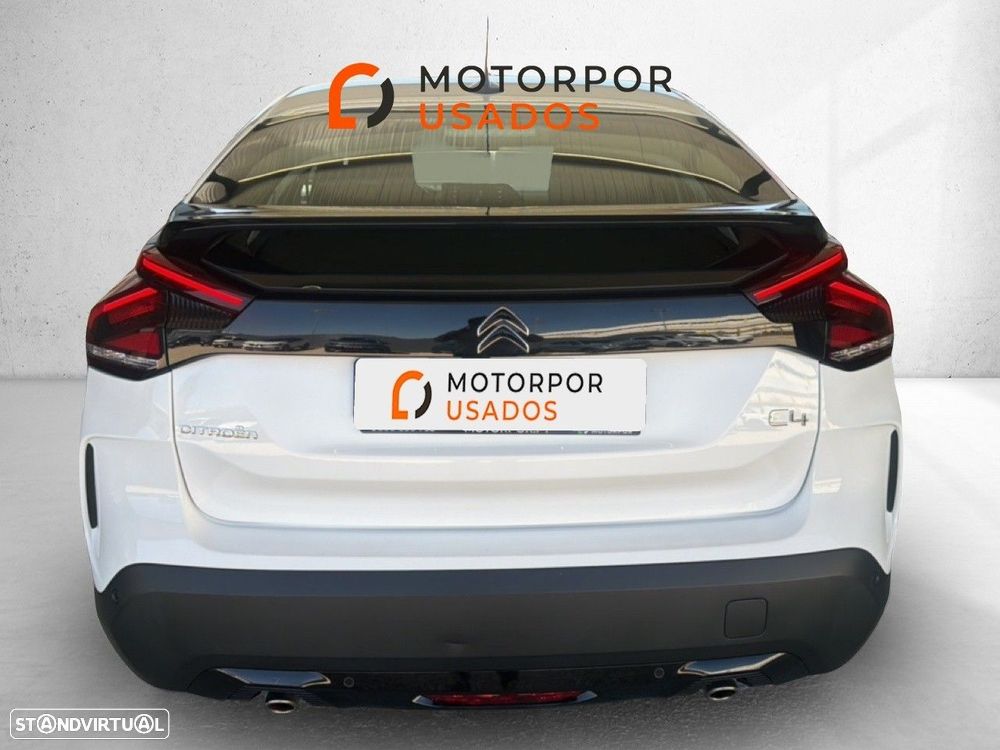 Citroën C4 1.2 PureTech Shine EAT8 - 5
