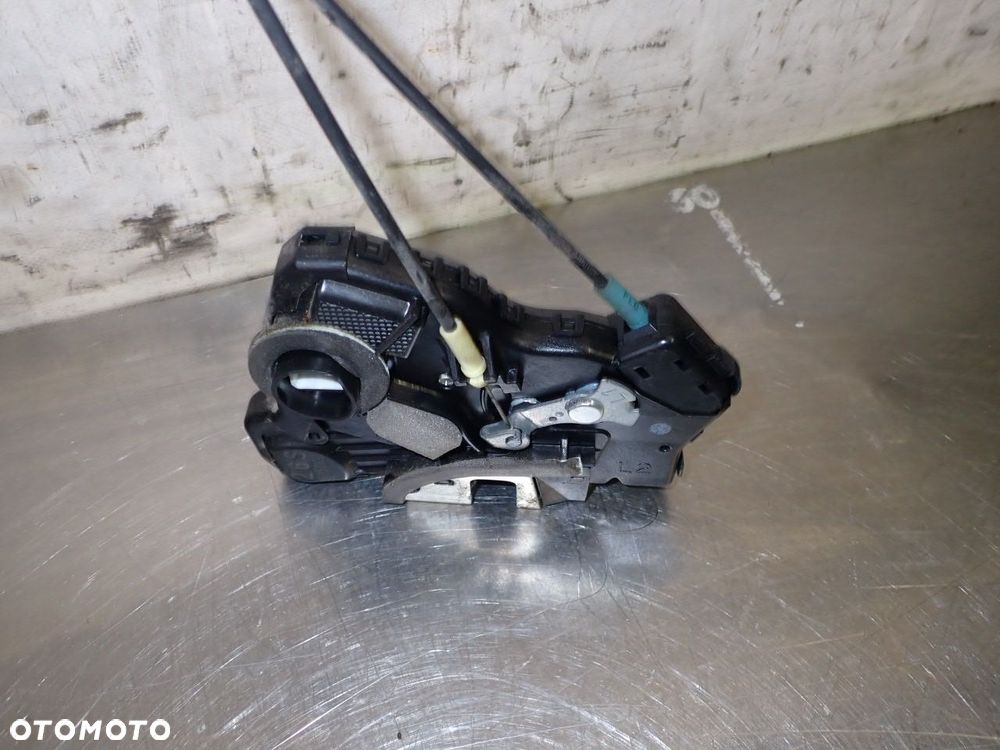 ZAMEK LEWY PRZÓD DRZWI SUZUKI GRAND VITARA II 1.9  6051100 - 3