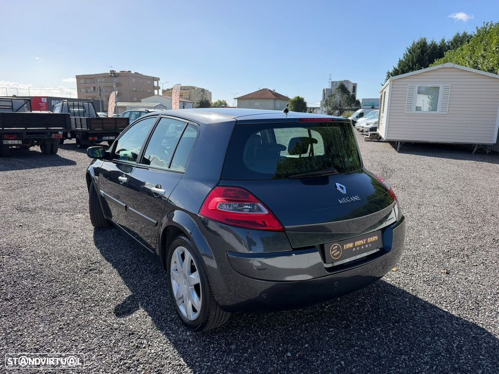 Renault Mégane 1.5 dCi Confort - 5