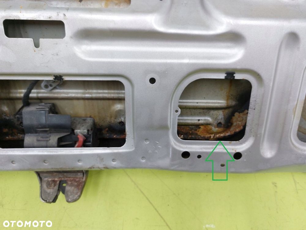 Klapa tył tylna BAGAŻNIKA Mercedes C-klasa W203 2000-2007 KOMBI 744 SREBRNY - 14